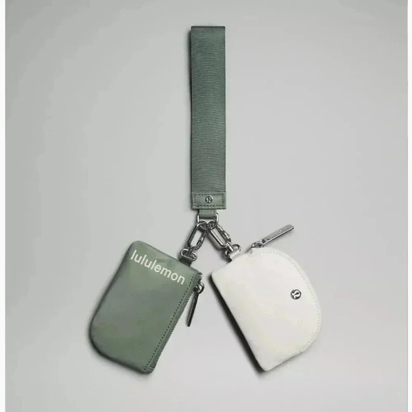 Lululemon wristlet - Picture 8 of 16